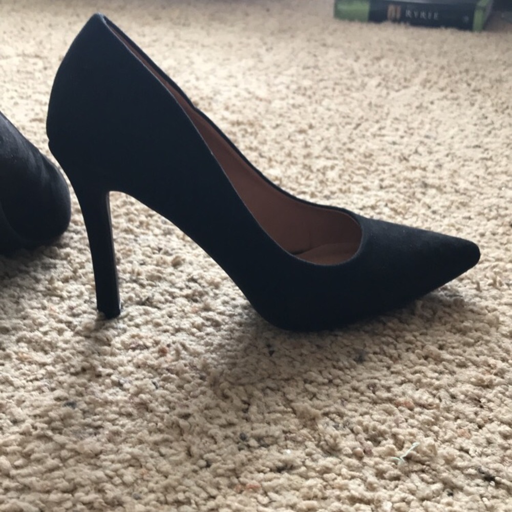 Marbella pointed toe high heels